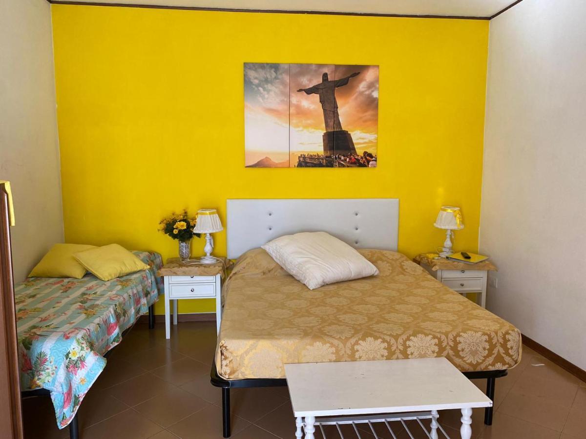 Pousada Copacabana Praia - Affittacamere - Casa Vacanza A Porto SantʼElpidio Exterior foto